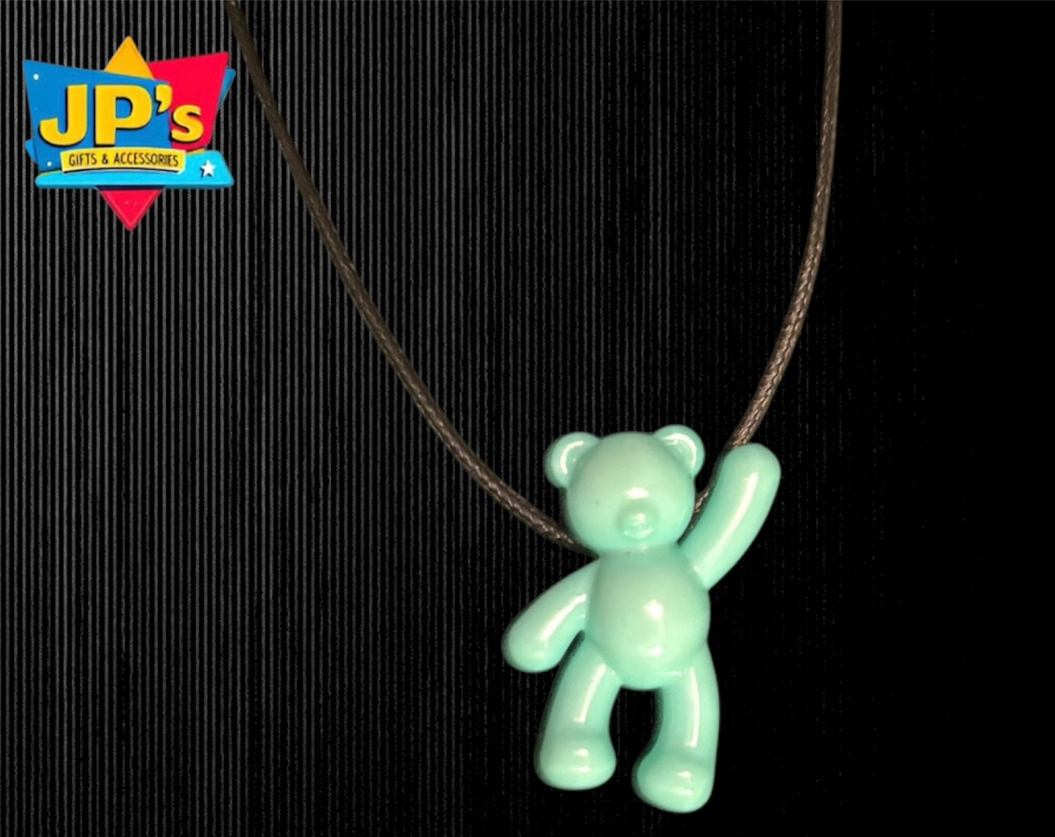 Waving Teddy Necklace image 3