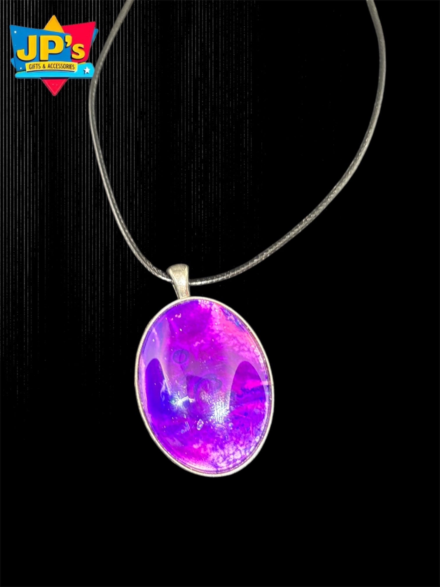 Large Patterned Pendant Necklaces image 12
