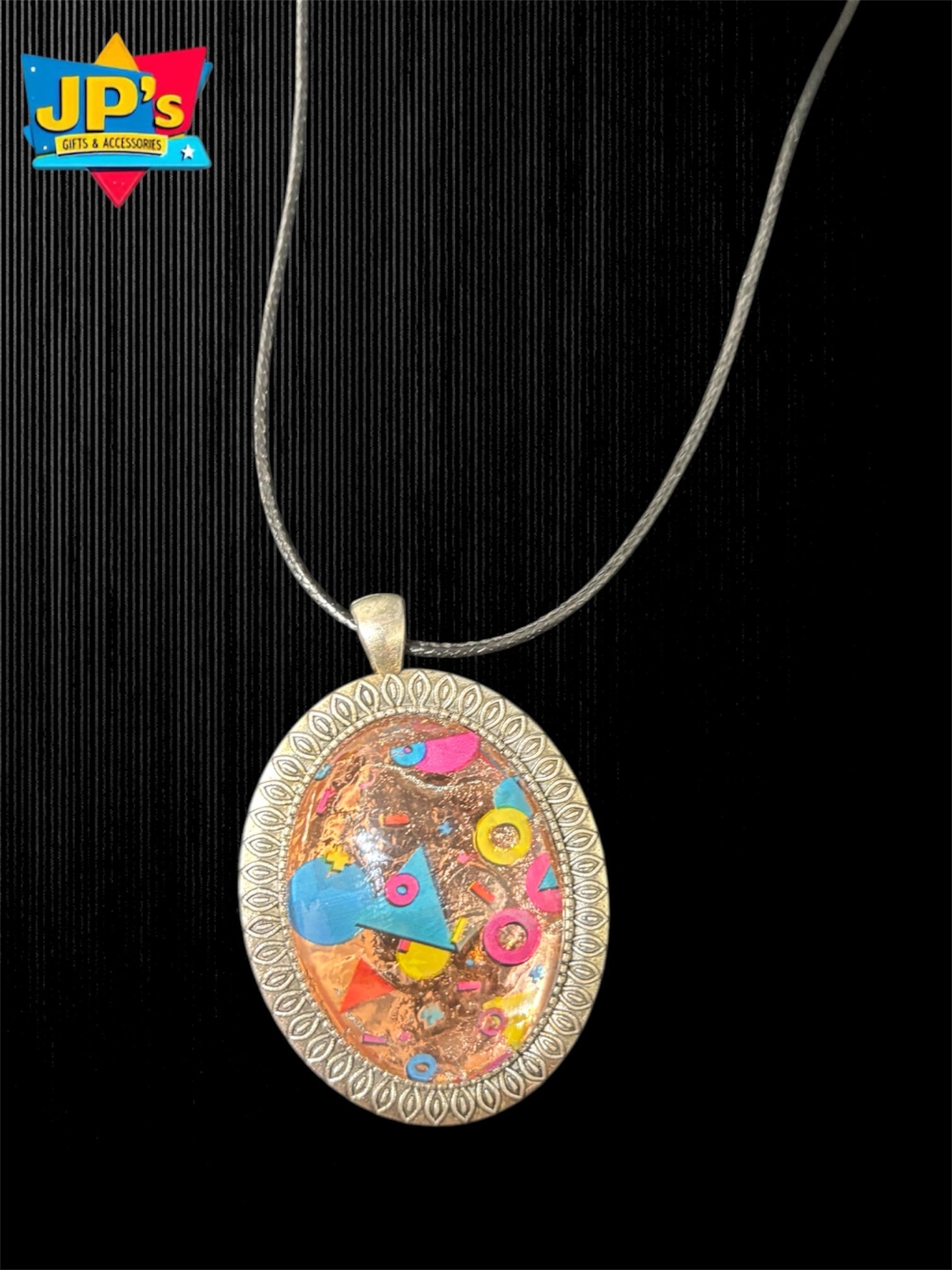 Large Patterned Pendant Necklaces image 4