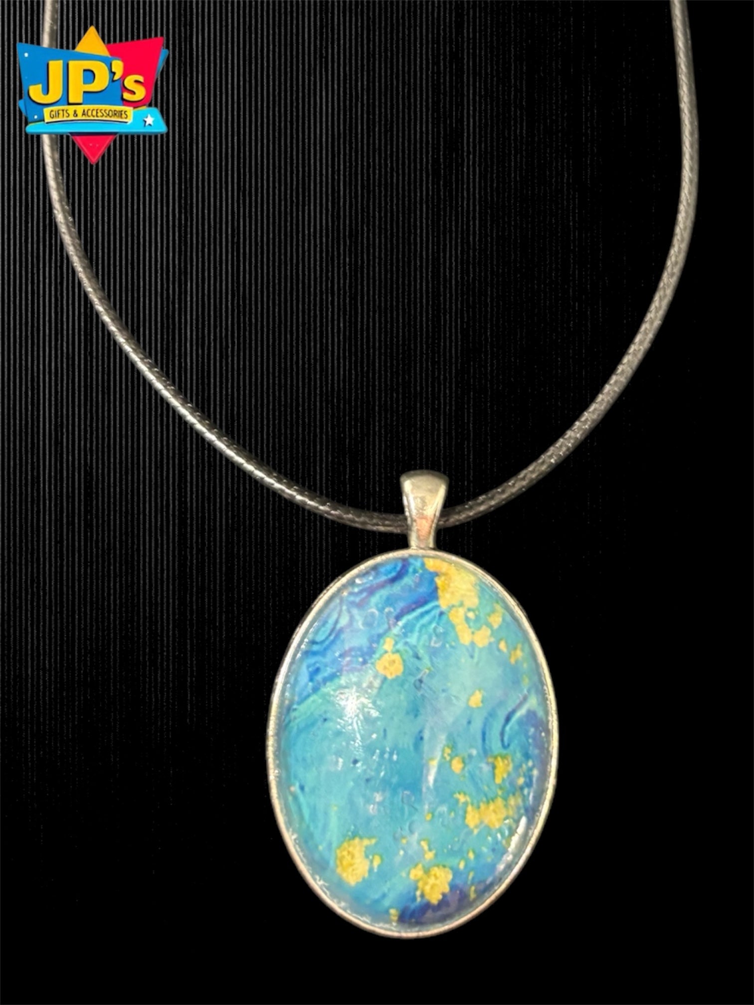 Large Patterned Pendant Necklaces image 3